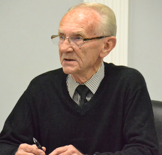 VW Council discusses finances, sidewalks « The VW independent