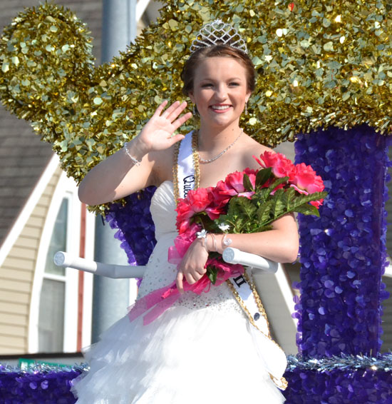 Queen Jubilee XXXVII Alex Burchfield waves to the crowd during the 2012 Peony Festival Grand Parade. (VW independent file photo)
