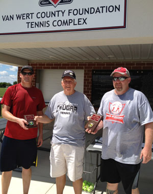 Wayne Kilton presents plaques in the men's singles division to runner-up Ken Kolakowski (left) and champion Chuck Rollins. (photo submitted)