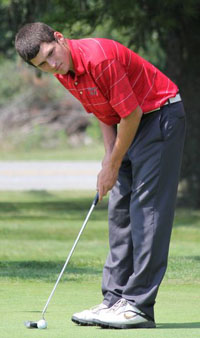 Cougar golfer Justin Price gets ready to putt. (photo submitted)