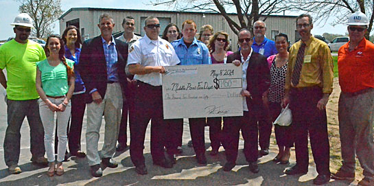 Ridgeview Hospital donation to MPFD 5-2014