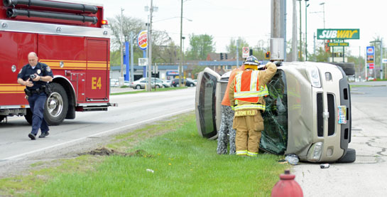 Van overturns on South Shannon Street 5-9-14