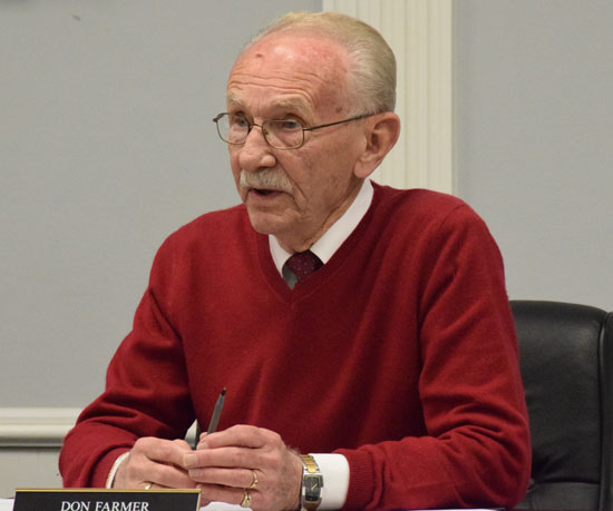 Van Wert Mayor Don Farmer provides some positive unemployment information to City Council on Monday evening. (Dave Mosier/Van Wert independent)