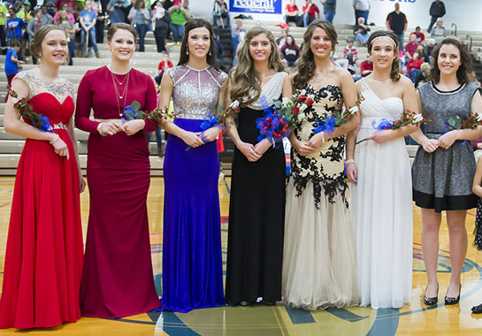 Crestview winter homecoming 1-9-16-Court