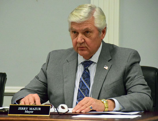New Van Wert Mayor Jerry Mazur gives his first report to City Council on Monday evening. (Dave Mosier/Van Wert independent)