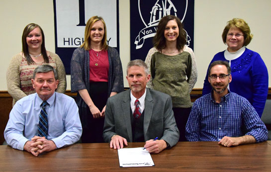 County Crime Victims Week procla-pic 4-7-16