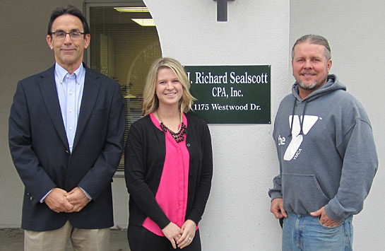 Sealscott donates to Camp Clay 4-2016