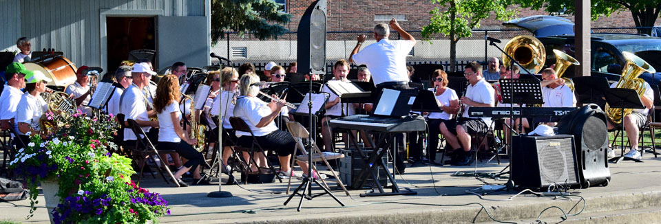 VW Area Community Concert Band in Fountain Park 7-8-16