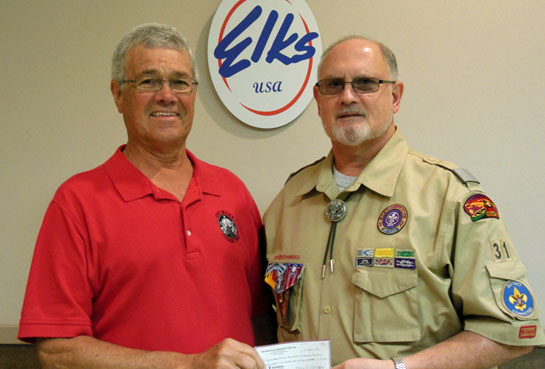 Elks donate to Boy Scouts 8-2016