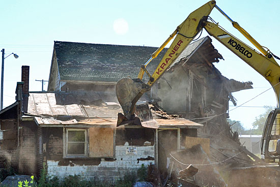 This derelict North Wayne Street house was demolished in June 2012. (VW independent file photo)