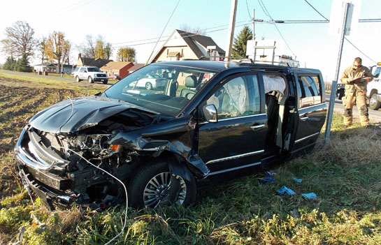 accident-at-224-127-11-18-16-van