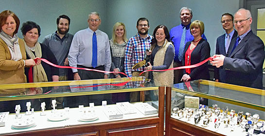 laudicks-ribboncutting-1-10-17