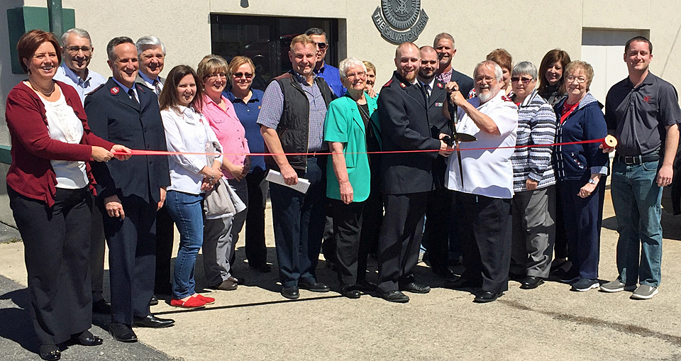 Salvation Army ribboncutting 4-8-17