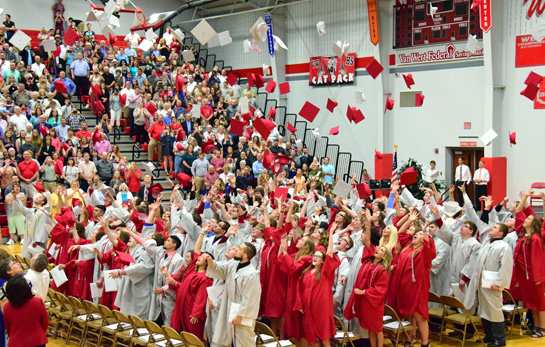 2017 VWHS graduation-tossing mortarboards